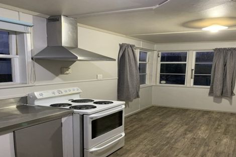 Photo of property in 49 Andrew Avenue, Roslyn, Palmerston North, 4414