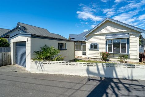 Photo of property in 69 Hargest Crescent, Saint Clair, Dunedin, 9012