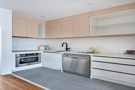 Photo of property in 2b Cadiz Place, Red Hill, Papakura, 2110