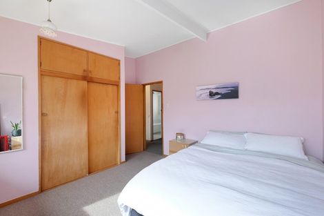 Photo of property in 27 Hinaki Street, Inner Kaiti, Gisborne, 4010