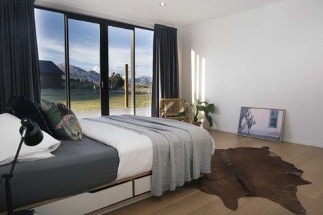 Photo of property in 570 Aubrey Road, Wanaka, 9305