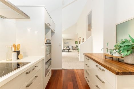 Photo of property in 5 Furneaux Grove, Whitby, Porirua, 5024