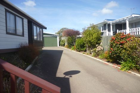 Photo of property in 21 Burton Place, Owhata, Rotorua, 3010