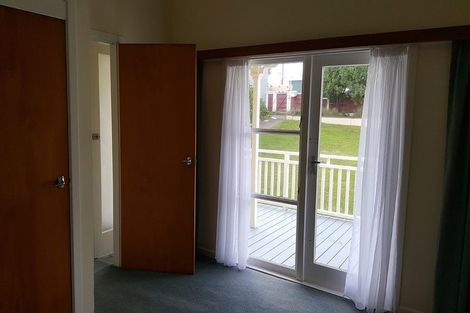 Photo of property in 28 Overtoun Terrace, Hataitai, Wellington, 6021