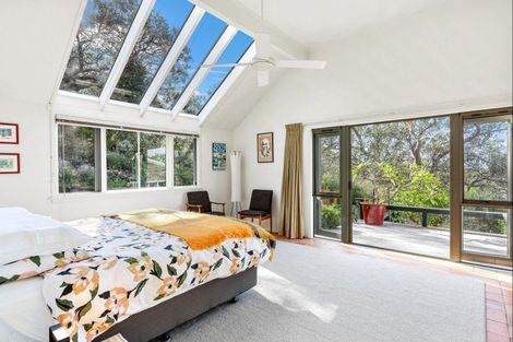 Photo of property in 7 Kyle Street, Leigh, 0985