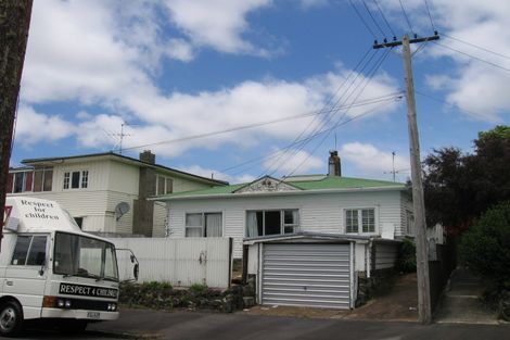 Photo of property in 3 Manor Place, Point Chevalier, Auckland, 1022