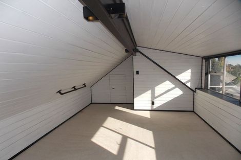 Photo of property in 9 Paradise Place, Milson, Palmerston North, 4414