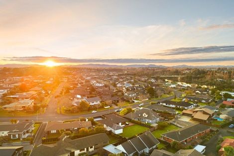 Photo of property in 36 Delamare Road, St Andrews, Hamilton, 3200