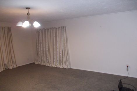 Photo of property in 118 Gemstone Drive, Birchville, Upper Hutt, 5018