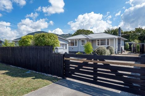 Photo of property in 8 Mahanga Road, Fairy Springs, Rotorua, 3015