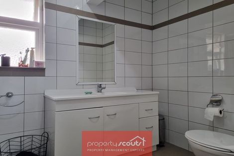 Photo of property in 39 Breakwater Road, Moturoa, New Plymouth, 4310