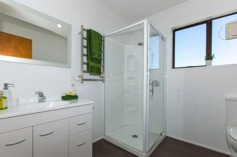 Photo of property in 6b Mossburn Grove, Kelson, Lower Hutt, 5010