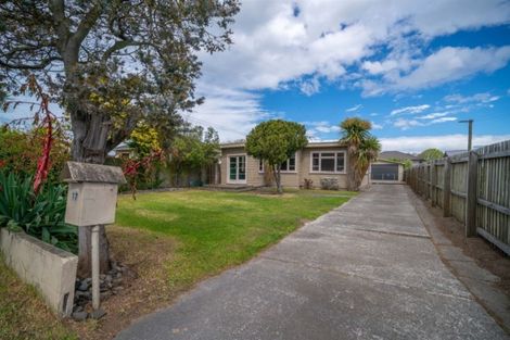 Photo of property in 17 Rawson Street, New Brighton, Christchurch, 8083