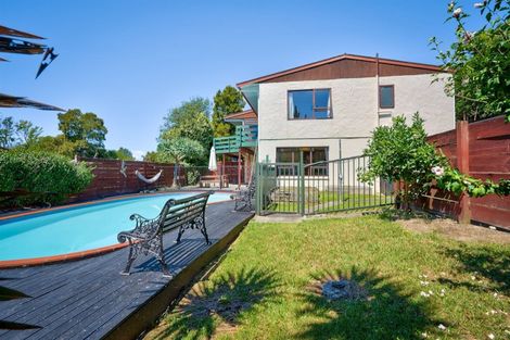 Photo of property in 3 Valdese Rise, Browns Bay, Auckland, 0630