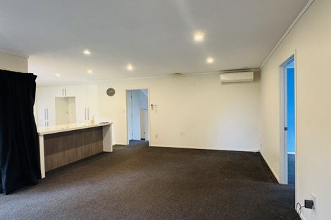 Photo of property in 27 Northpark Avenue, Northpark, Auckland, 2013