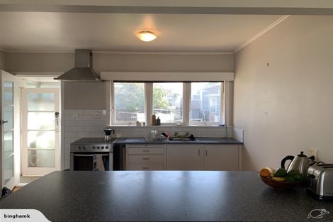 Photo of property in 7/15 Gladstone Road, Northcote, Auckland, 0627