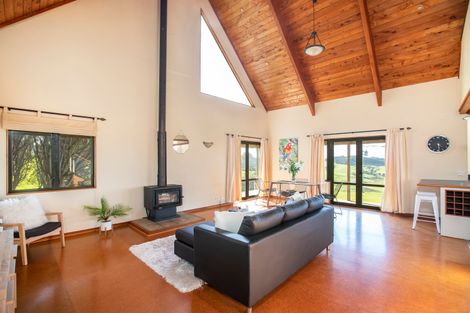 Photo of property in 1044 Burma Road, Tapora, Wellsford, 0977