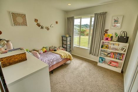 Photo of property in 16 Ridgeway Drive, Greymouth, 7805