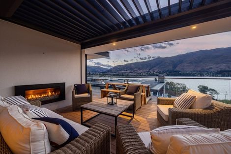 Photo of property in 12 Bay Rise, Wanaka, 9305