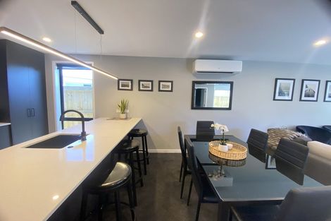 Photo of property in 12 Papaka Lane, Poike, Tauranga, 3112