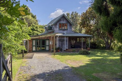 Photo of property in 1219 Whangapoua Sh25 Road, Te Rerenga, Coromandel, 3582