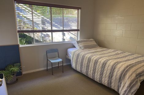 Photo of property in 2/180 Cecil Road, Wilton, Wellington, 6012