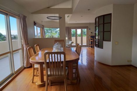 Photo of property in 4 Adelie Place, Murrays Bay, Auckland, 0630