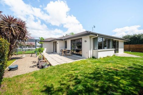 Photo of property in 2 Lavenham Place, Rototuna North, Hamilton, 3210