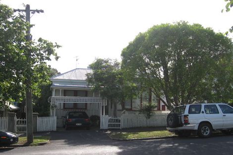 Photo of property in 1 Sentinel Road, Herne Bay, Auckland, 1011