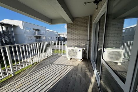 Photo of property in 102/28b Eileen Newey Place, Henderson, Auckland, 0612