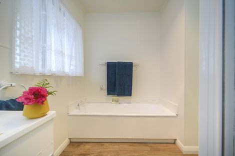 Photo of property in 16 Wyndham Street, Awapuni, Palmerston North, 4412