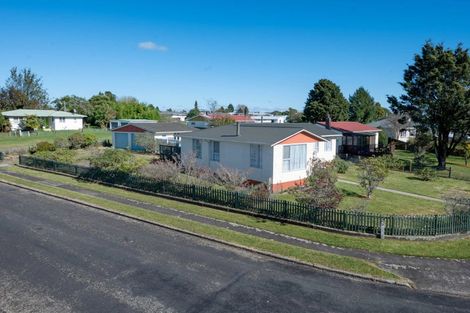 Photo of property in 165 Balmoral Drive, Tokoroa, 3420