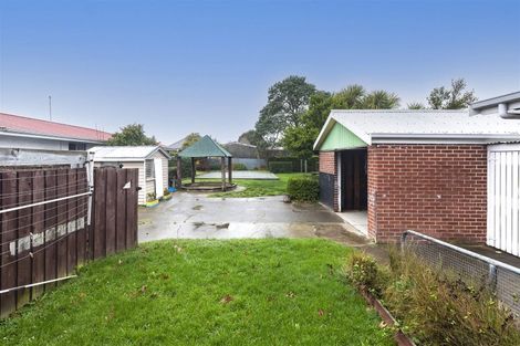 Photo of property in 316 Main North Road, Redwood, Christchurch, 8051