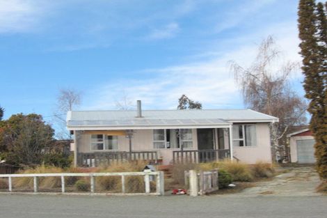 Photo of property in 183 Mackenzie Drive, Twizel, 7901
