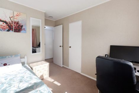 Photo of property in 11 Forglen Place, Tawa, Wellington, 5028