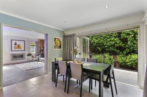 Photo of property in 7 Tranquility Rise, Mellons Bay, Auckland, 2014