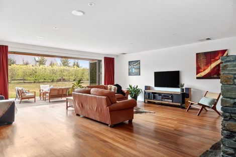 Photo of property in 47 Matheson Crescent, Albert Town, Wanaka, 9305