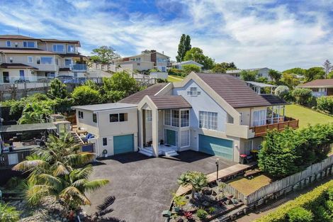 Photo of property in 66a Haseler Crescent, Howick, Auckland, 2014