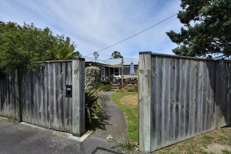 Photo of property in 22 Humphries Street, Greytown, 5712