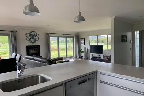 Photo of property in 129 Burns Street, Ohakune, 4625