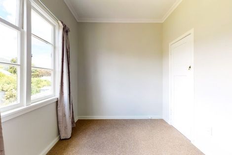 Photo of property in 20a Ludlam Crescent, Woburn, Lower Hutt, 5010