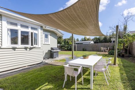 Photo of property in 102 Sylvan Road, Parkvale, Hastings, 4122