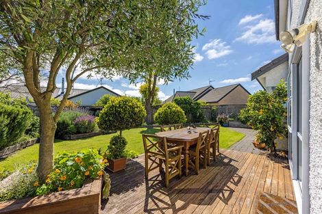 Photo of property in 4 Penlington Place, Havelock North, 4130