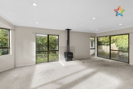 Photo of property in 20 Amber Grove, Birchville, Upper Hutt, 5018