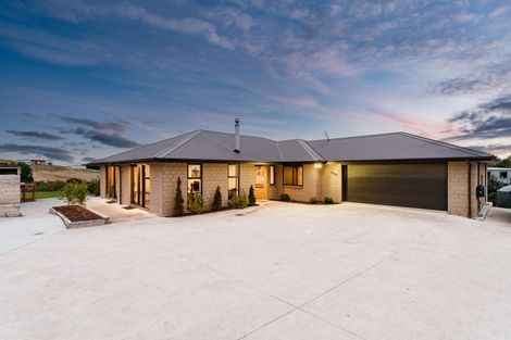 Photo of property in 32 Kayforce Road, Ocean View, Dunedin, 9035