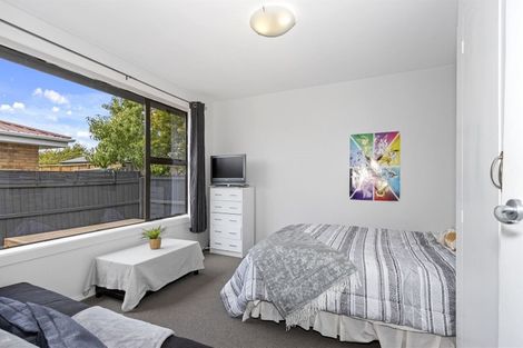 Photo of property in 10 Brixton Street, Islington, Christchurch, 8042