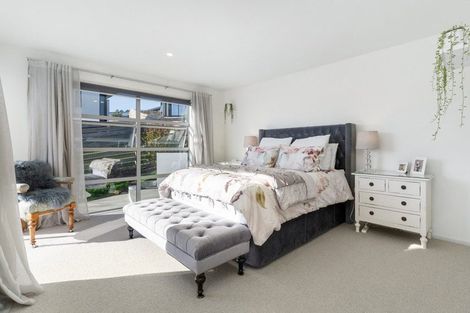 Photo of property in 16 Quarry Hill Terrace, Kennedys Bush, Christchurch, 8025