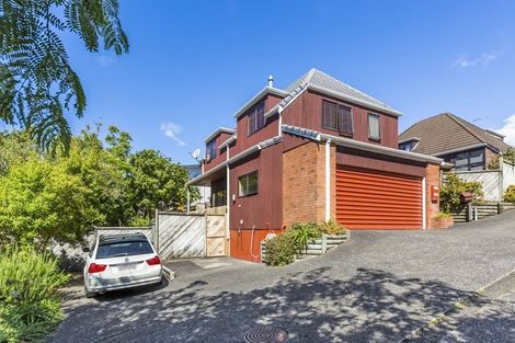 Photo of property in 2/16 Mahara Avenue, Birkenhead, Auckland, 0626