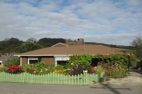 Photo of property in 58 Gladstone Road North, Mosgiel, 9024