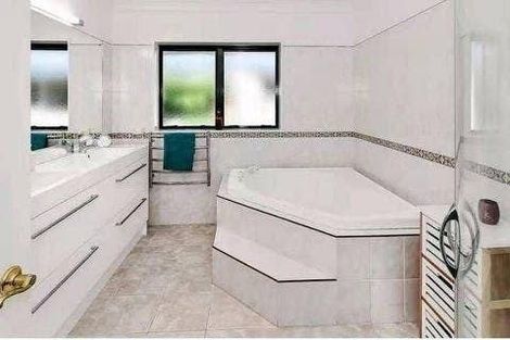 Photo of property in 188 Settlement Road, Papakura, 2110